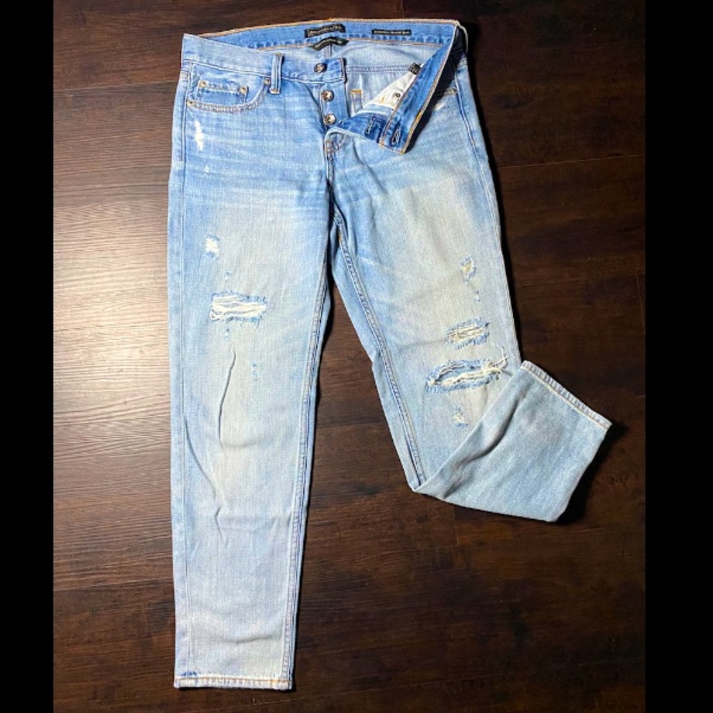 A&F Boyfriend Jean